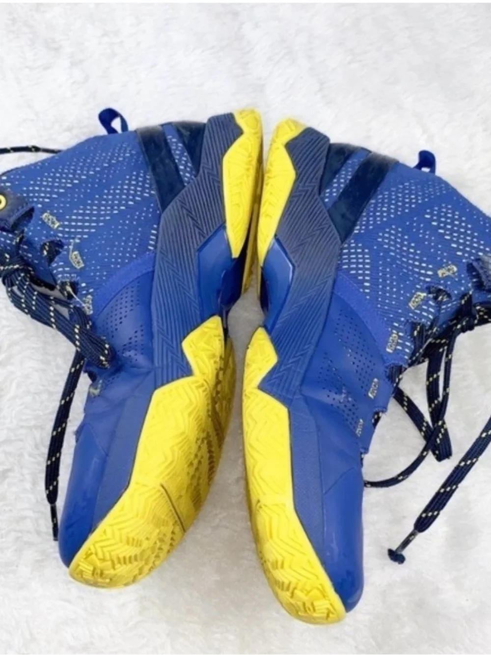 Sz 5 Youth Boys Under Armour Curry 3 Dub Nation